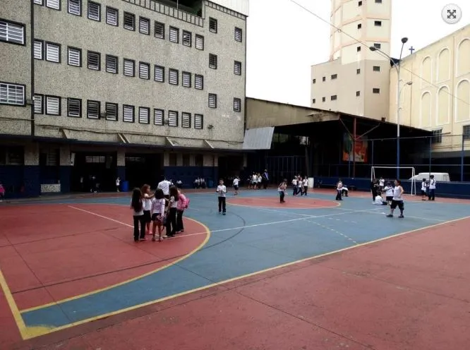 Quadra do colégio
